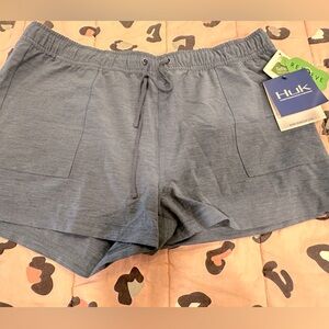 Huk women’s size XL fishing shorts
